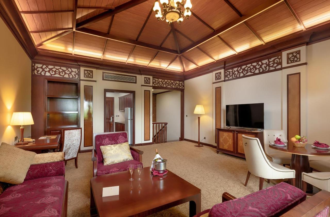 Hotel Vinpearl Luxury Nha Trang Zewnętrze zdjęcie