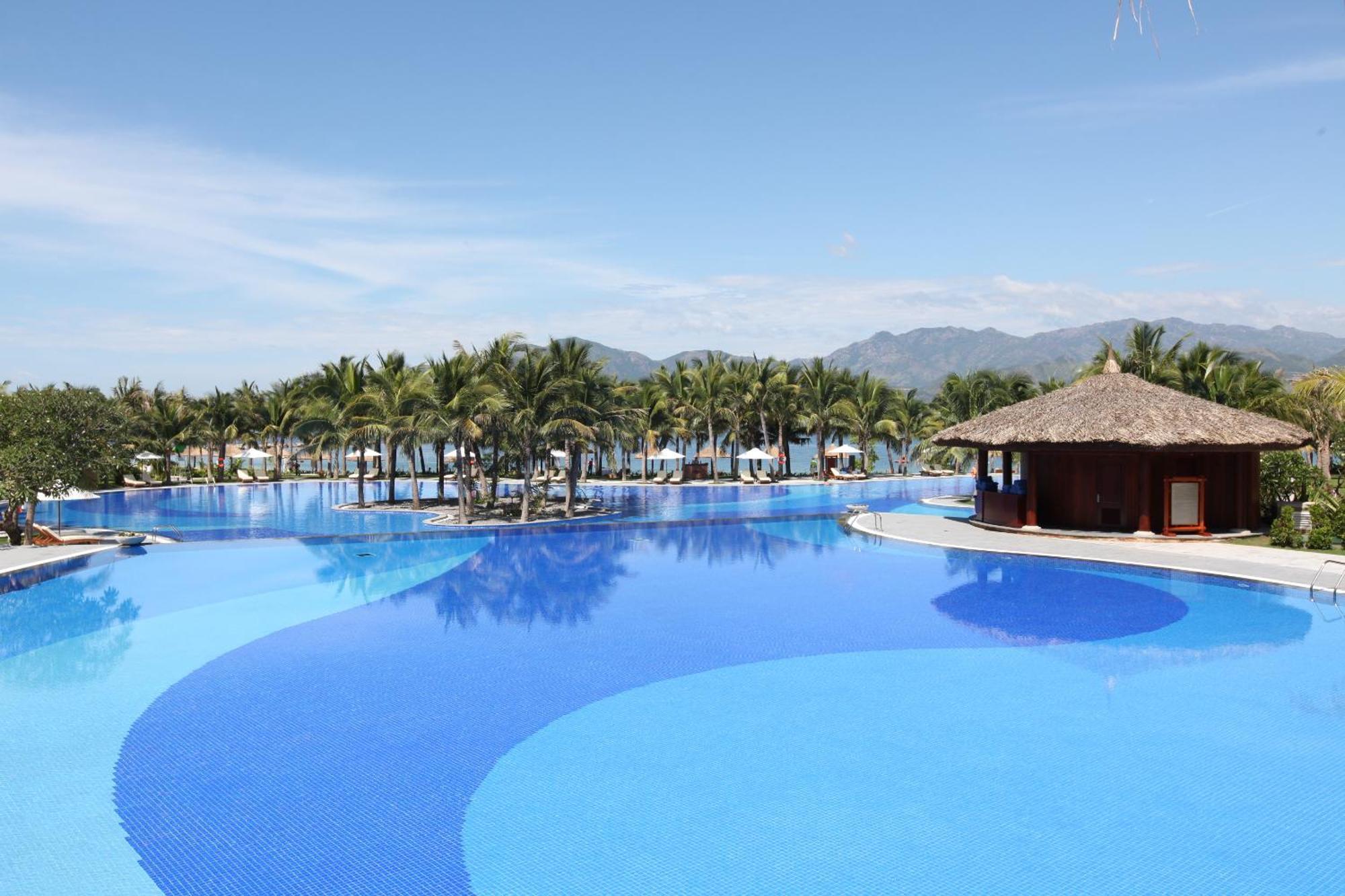 Hotel Vinpearl Luxury Nha Trang Zewnętrze zdjęcie